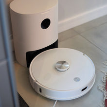 Load image into Gallery viewer, IMILAB V1 Vacuum Robot Mijia App Sweeping Robots
